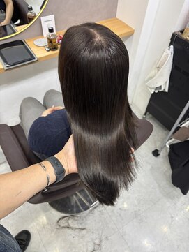 アイズ 横浜(IS) シルバーグレージュ/横浜