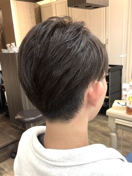 アルターリール(aL ter Rire) フェザーパーマ/サーフカール/刈り上げセンターパート/中村郁未