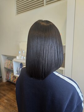 ビフィーノ イーリス 川西店(bifino iris) ミディアムヘア縮毛矯正