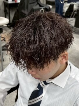 イーラ(era) メンズ刈り上げマッシュ眉毛