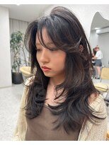 天神美容室&nbsp;ミディアムレイヤーオリーブグレージュ