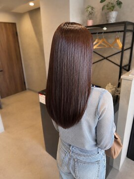 リア トーキョー(Lia TOKYO) 【工藤武士】上品ブラウンベージュの艶ロング大人美髪ストレート