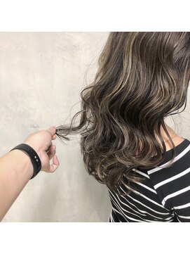 フラネ(Flaner) コントラストハイライト