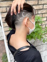 【roijir 山岸】スキンフェード女子 刈り上げ女子