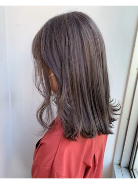 トロニー(TLONY) ラベンダーグレー　stylist/miaki