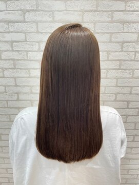 キラリ(kirari) まとまり感のあるグレージュカラー