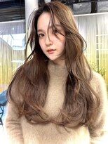 シティ(CITY)&nbsp;韓国ヘア レイヤーカット 透明感 グレージュ 井坂