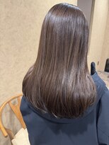イロハ(iroh)&nbsp;イルミナカラー/透明感カラー/ロングヘア/髪質改善