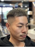 メンズ理容室バーバースタイルフェード流行刈り上げ錦糸町髭