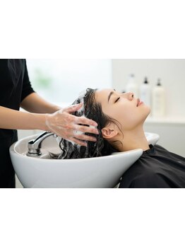 女性専用サロンだからリラックスして施術を受けられる◎自分へのご褒美としてヘッドスパはいかがでしょう？