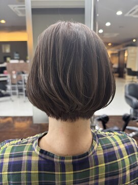 シャンプーボーイエイムス(SHAMPOO BOY aims) ショートボブ