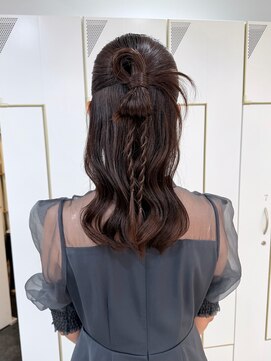 グラフ 銀座(GRAFF) お呼ばれヘア/カチモリハーフアップ