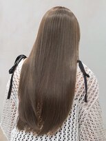 アリー 原宿 表参道(ALLY)&nbsp;ALLY稲木髪質改善×ブリーチナシカラー！グレージュで可愛い髪色