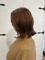 ティロワール(tiroir)&nbsp;癖をいかした外ハネボブ｜艶ブラウン