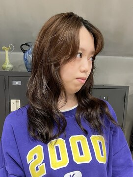 スヴニール(souvenir) ロングパーマ　コテ巻き風パーマ　デジタルパーマ