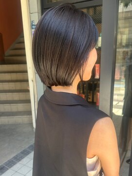 コレットヘアー ザモリオカ(Colette HAIR the MORIOKA) 大人っぽいパツっとボブ