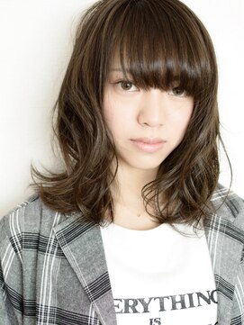 ノイン(noine) [noine : saito ] 赤みを抑えた厚めバング