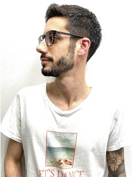 フランクスバーバー アンド ビアークラブ(FRANK'S BARBER and BEER CLUB) サイドグラデーションスリークショートフェードカット