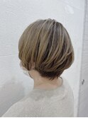 白髪知らずのハイトーンボブ