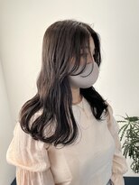 トレス(TRESS)&nbsp;ミディアムレイヤー　オリーブアッシュ　韓国風