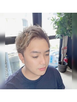 ドゥークス(Douxx) アップバングレイヤーショート