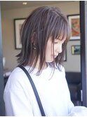 伸ばしかけの方にもおすすめ!切りっぱなしロブヘアー