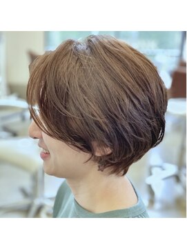 ヘアー キュア トランク(Hair Cure TRUNK) くせ毛を生かしてまとまりよく☆丸みのあるショートボブ