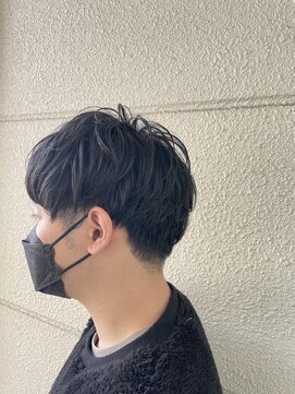 レオ 幸手(Leo) 20代30代メンズツイストパーマ束感トラッドオシャレ感ショート