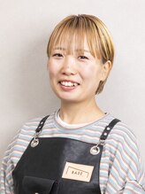 ベース(BASE)&nbsp;山本 瞳