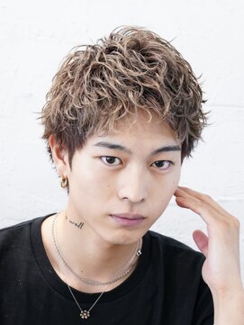 フィフスジングウマエ 原宿(fifth JINGUMAE) 原宿スパイキーショートアップバングツイストスパイラルパーマ