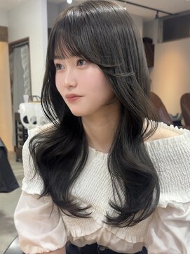 ビュー フクオカ(VIEW FUKUOKA) 小顔レイヤーカット×ナチュラルグレージュ30代40代50代