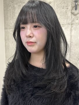 サクラ オモテサンドウ(SAKURA) ワンカールで簡単に決まるレイヤーカット 表参道美容院