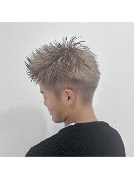 ジェントル(GENTLE) プラチナミルクティーベージュスパイキーショート