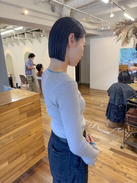 シロ(siro) 切りっぱなしボブ