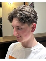 フリークバーバーショップ 河原町三条店(FREAK BARBER SHOP)&nbsp;フェザーショートテーパーフェードメンズマッシュ