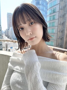 フローラバイシエスタ 池袋(Flora by siesta) 《20代30代》☆大人艶グレージュ×外ハネミディアムスタイル☆