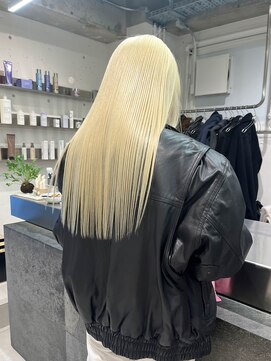 ダブ アオヤマ(DaB AOYAMA) 抜きっぱなしブリーチブロンドロング2ブリーチカラー