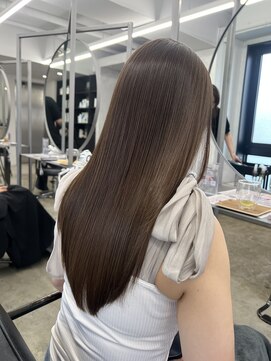 トゥエル バイ ディプティモイラ(tuelu by dipty MOILA) アッシュブラウン×大人気ミネコラ