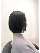 エレノア 梅田 大阪駅前第4ビル店(Eleanor) 【菜菜】 ぱつっと前下がり / ナチュラル 大人ボブ