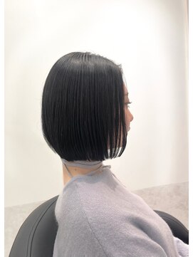 エレノア 梅田 大阪駅前第4ビル店(Eleanor) 【菜菜】 ぱつっと前下がり / ナチュラル 大人ボブ