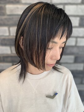 カットアンドトータルビューティ ヴァンキャトル(Cut&Total Beauty VINGT QUATRE) ウルフヘアー