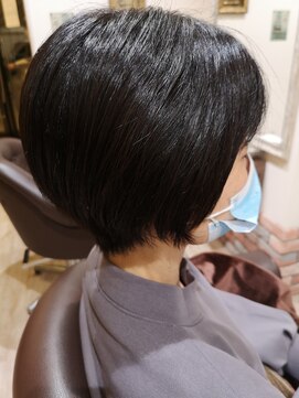 ルシードスタイル クリザンテーム ショートボブ