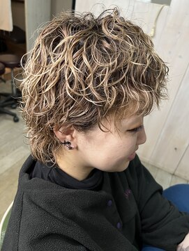 カーム(calm) 大人可愛い20代30代40代ショートウルフパーマウルフカット◎