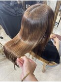 高難易度ジュエリーシステム縮毛矯正で艶髪に変身