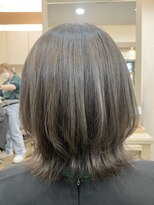 アルターリール(aL ter Rire)&nbsp;レイヤーボブ/コントラストハイライト/グレージュ/福原遼華