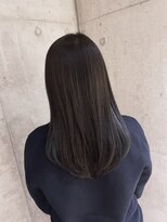 リビンバイアフロート(Livin by afloat)&nbsp;暗髪グレージュ　イヤリングカラー　グレー　おおたかの森