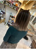 大人バレイヤージュ タッセルボブ 切りっぱなし 伸ばしかけ