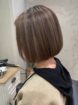 ロナバイソル(lona by SoL) 透明感カラー/シアーブラウン/ショートボブ