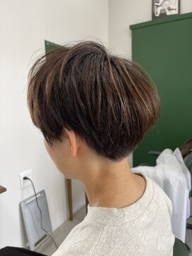 フー バイ セリナ(Fuu.by serina) マッシュショート×ハイライト