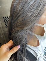 アチーブリス(achieve Liss)&nbsp;ナチュラルハイライトカラー外国人風カラーアッシュカラー透明感